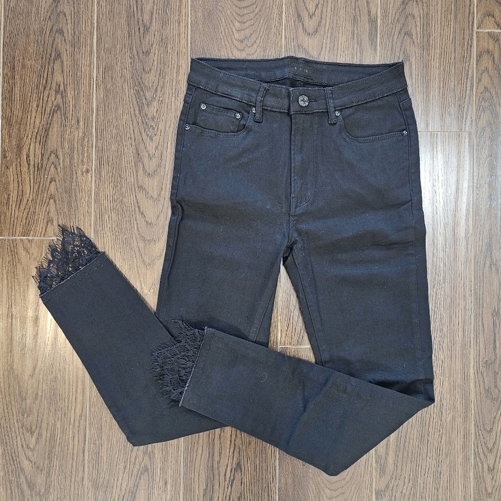 Mother The Insider Crop Step Fray With Black Lace Detail Size 27